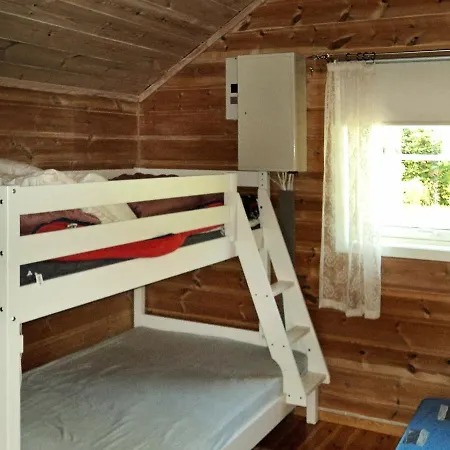 Prázdninový dům Two-bedroom Holiday In 3